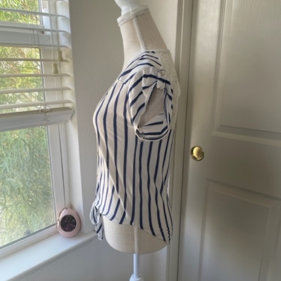 Charlotte Russe | Blue & Cream Striped Lace Back Tie-Front Top – Size XS - Picture 5 of 10